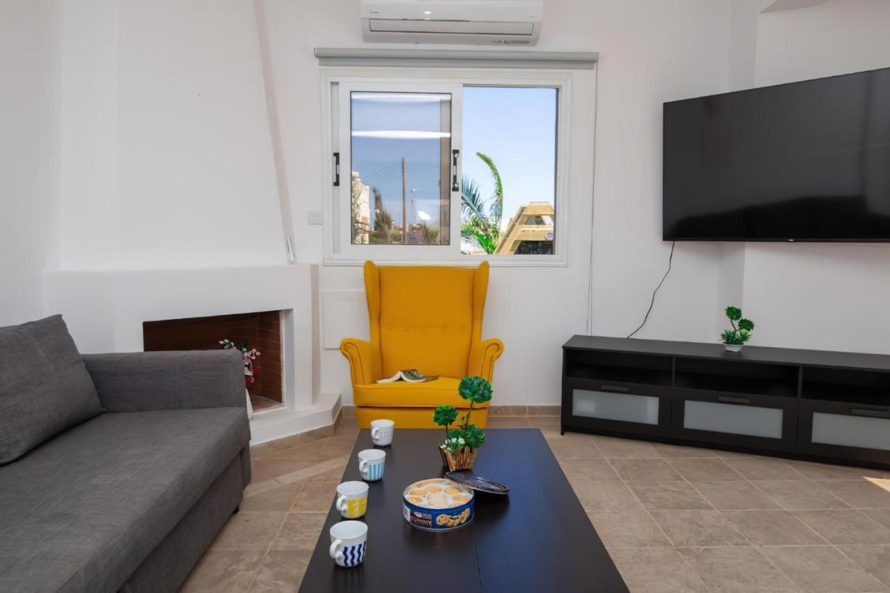 Villa Suncity Boutique Beachfront Ayia Napa Exterior foto