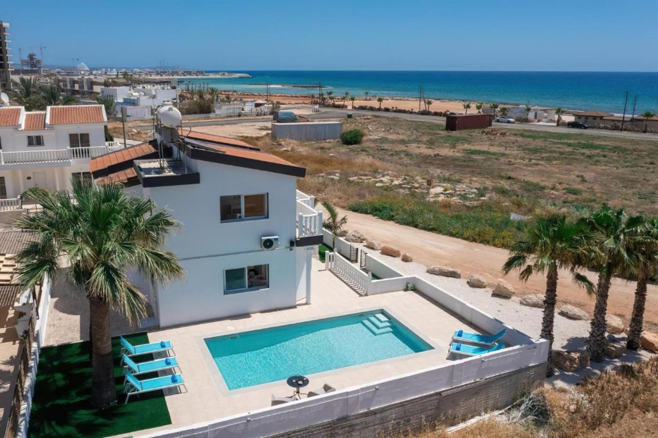 Villa Suncity Boutique Beachfront Ayia Napa Exterior foto