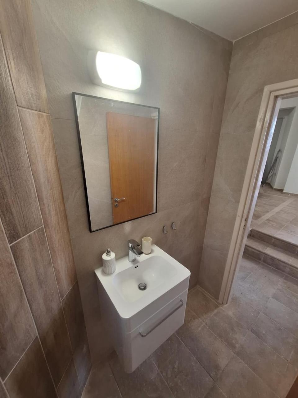 Villa Suncity Boutique Beachfront Ayia Napa Exterior foto